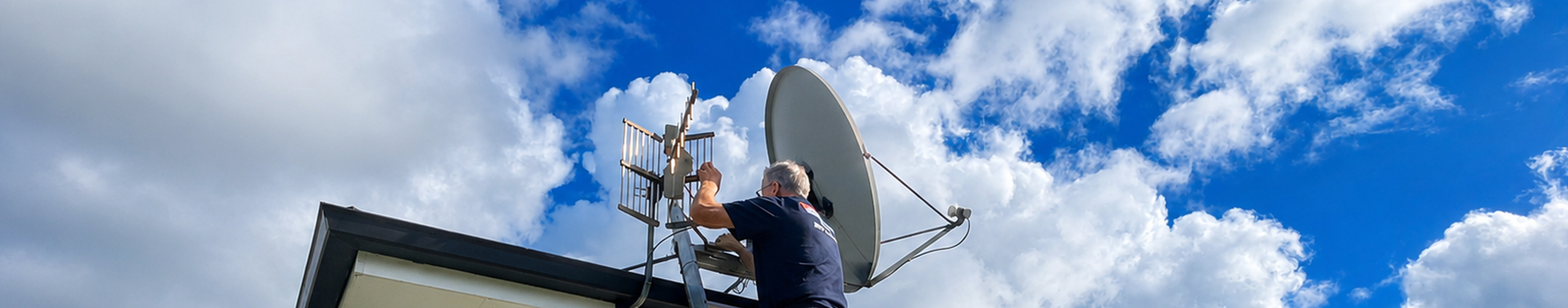 UHF aerial being insatll by Alpha Antennas